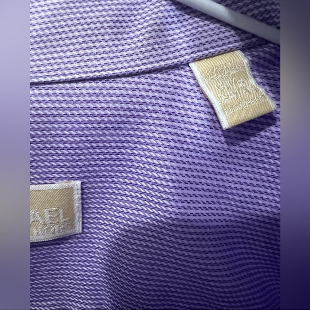 Michael Kors, Men's Purple Button up Dress Shirt in Excellent Condition - Picture 4 of 8